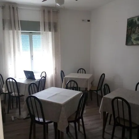 Ca'del Grillo 营地 *